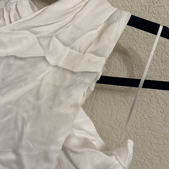 Bardot Wyn Satin Halter Dress in orchid white - Picture 11 of 16